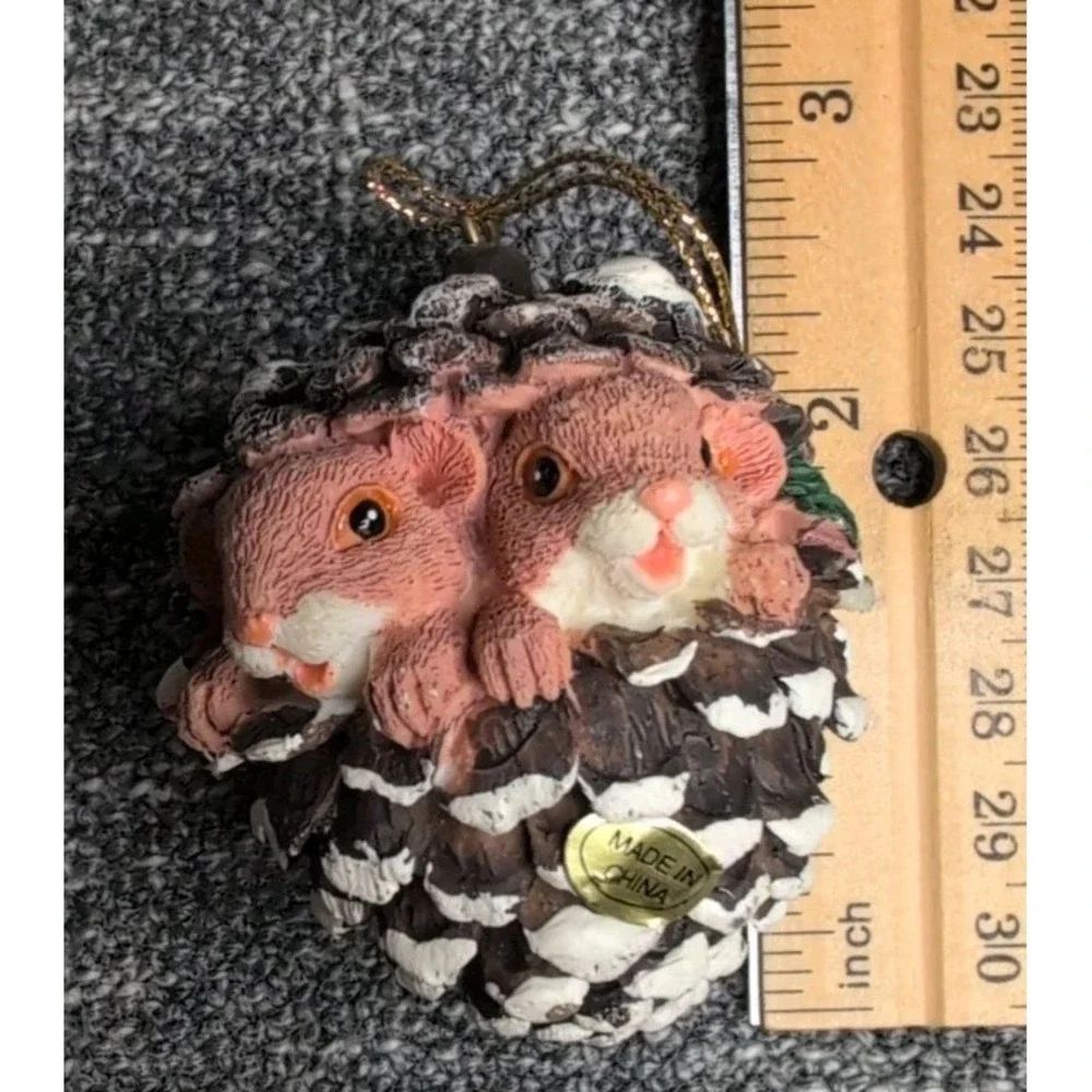 Vtg Woodland Pinecone Ornaments with Animals 2